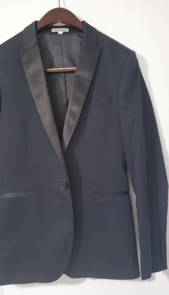 Black express tux